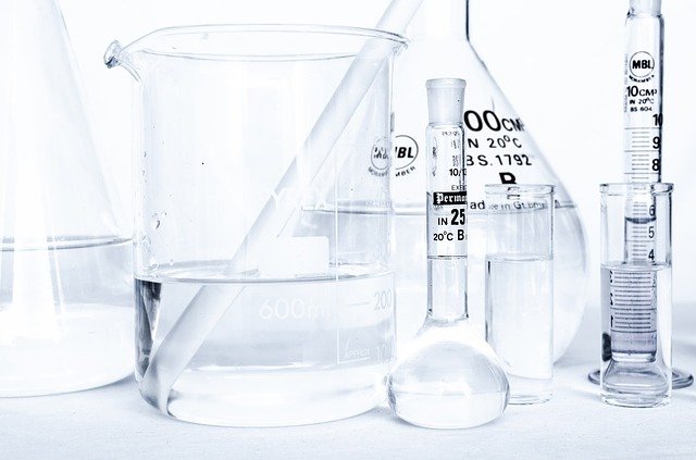 WEIGHING METROLOGY AND PIPETTE CALIBRATION 